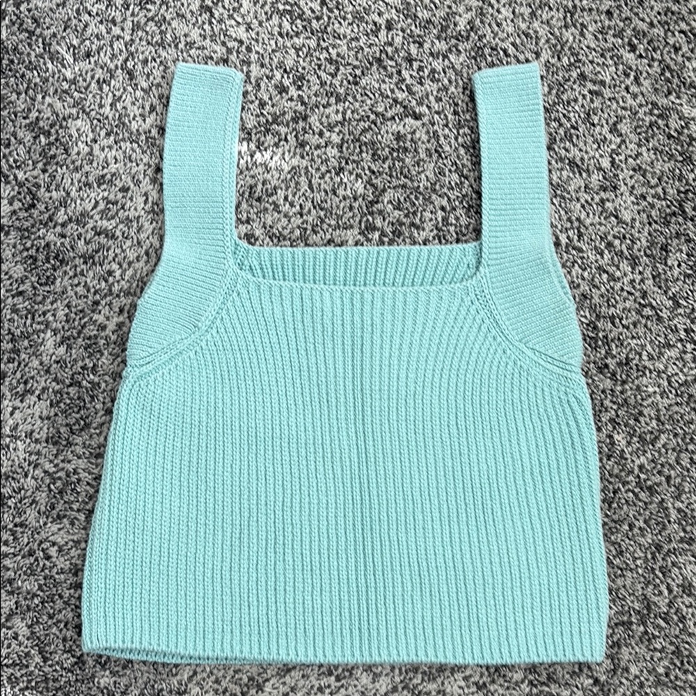 Vince Light Aqua Ribbed Knit Tank Top. Sz M